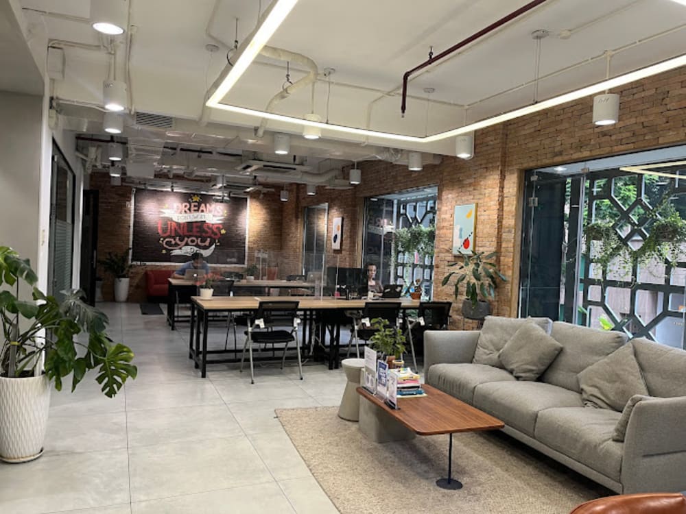 CirCO Dong Du- Ho Chi Minh