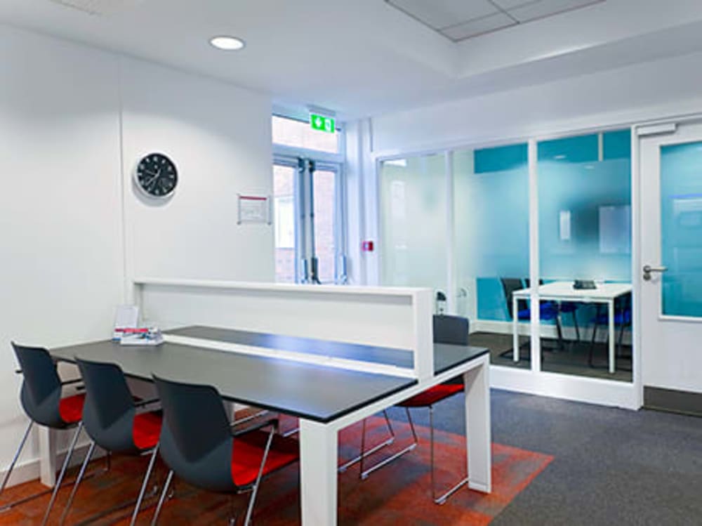Regus Watford Gap Services Express