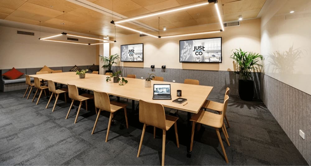 Space Penguin-276 Flinders Street