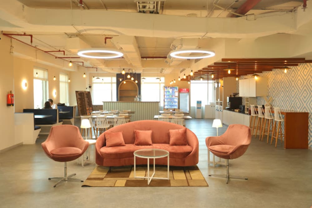 Alt Global Business Park