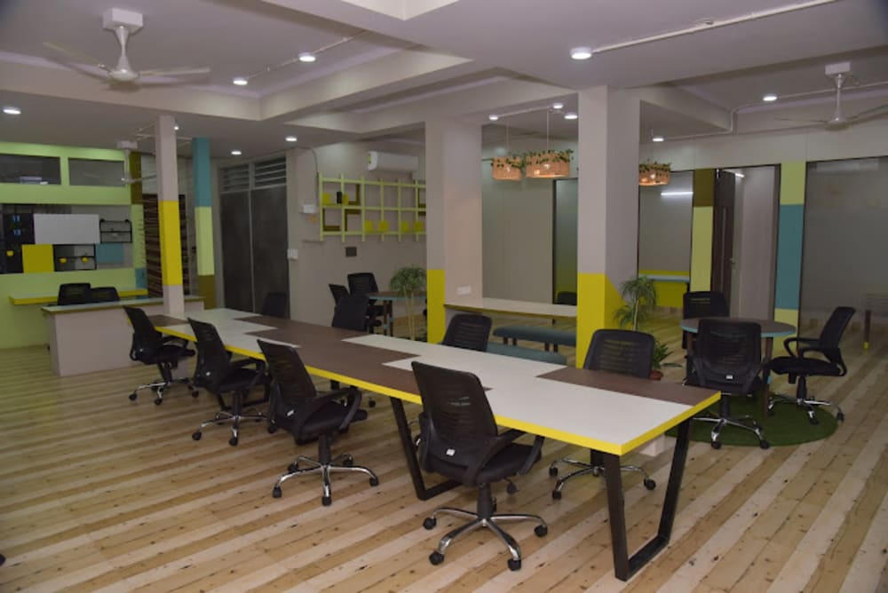 Inside the box- Jaipur