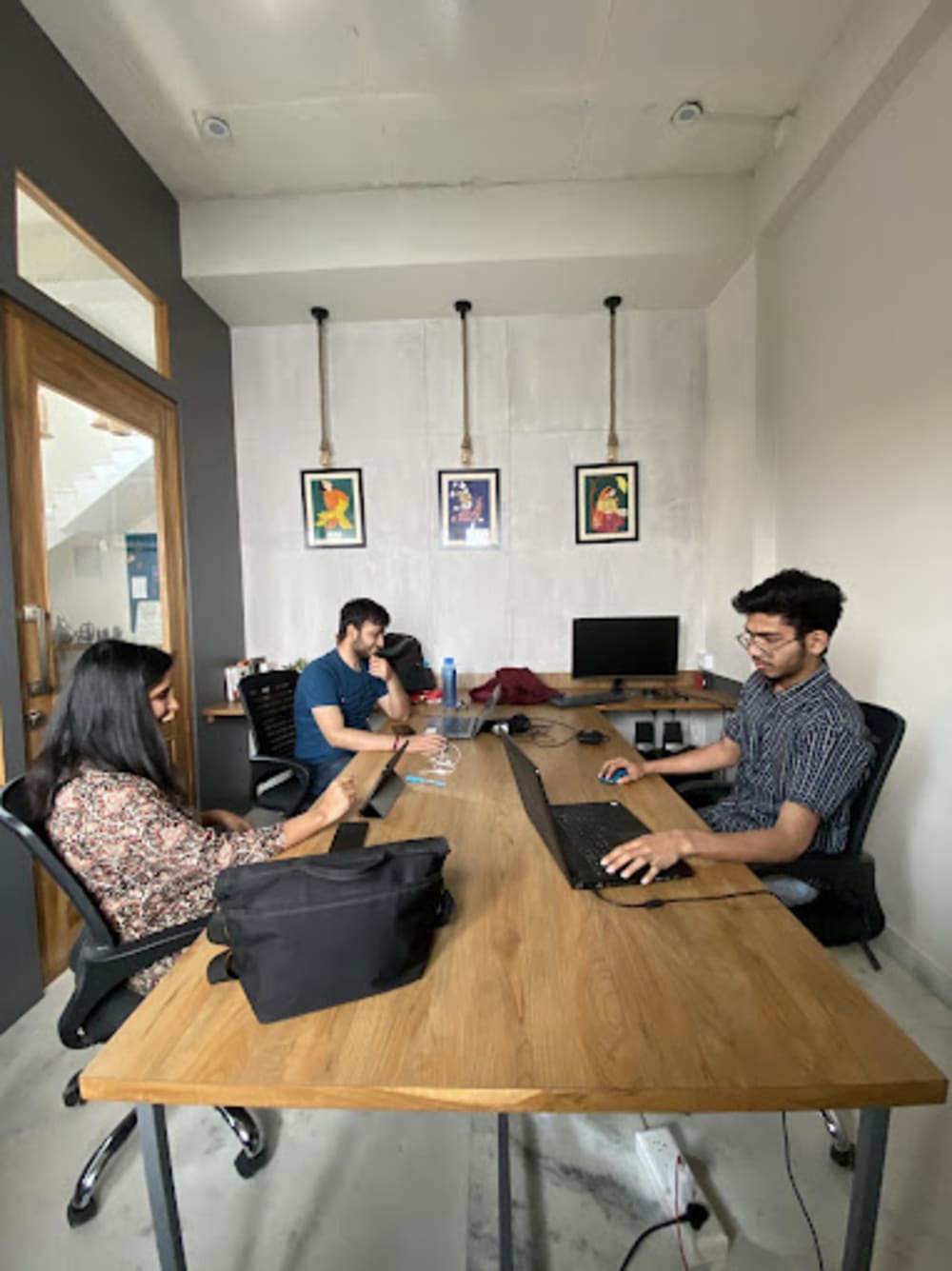 Mr CoWork Defence Colony- Jaipur