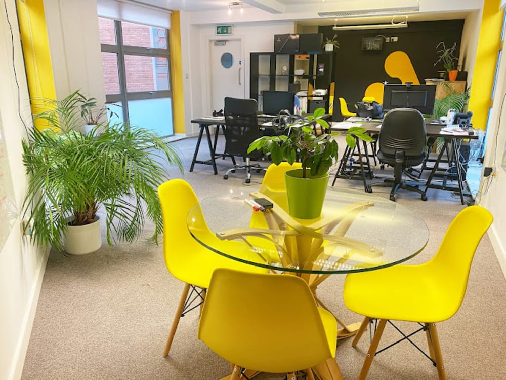 Desk Space 25 Mowbray