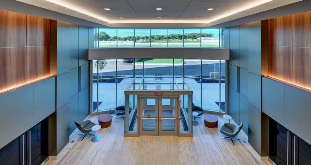 650 Trade Centre-Portage