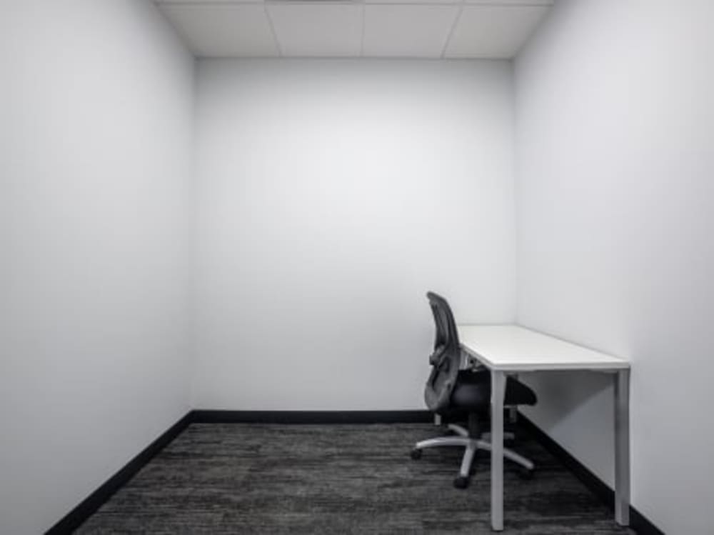 Regus 500 Capitol Mall