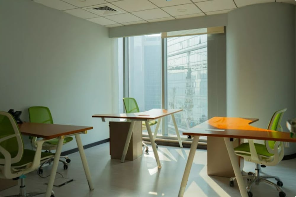 ONYX Business Center Opal tower