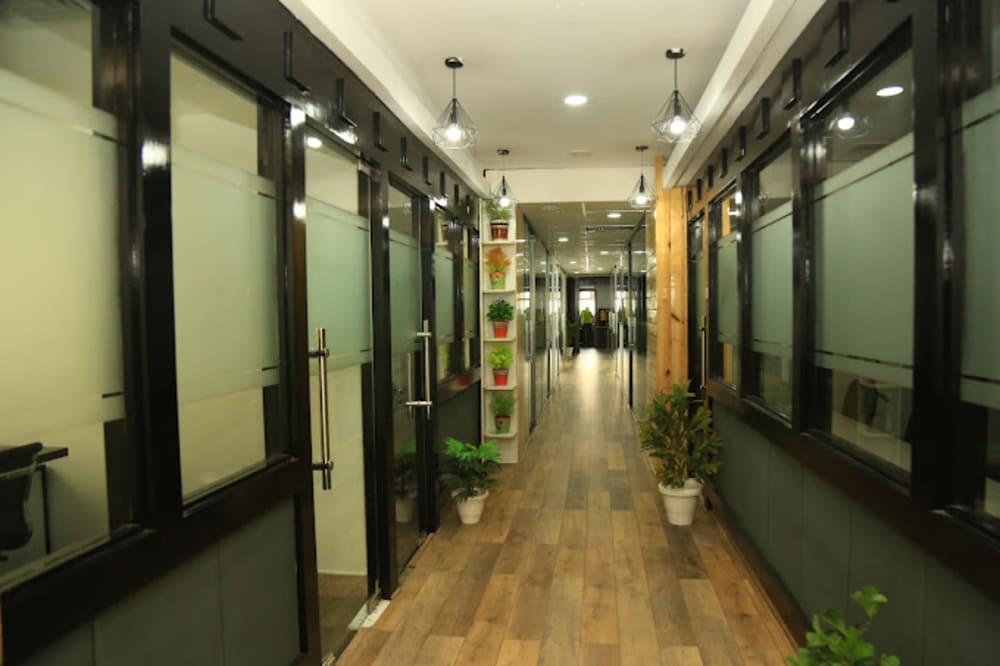 SupremeWork HUDA Metro