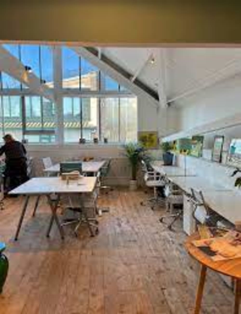 Gabrielle Shaw Communications London