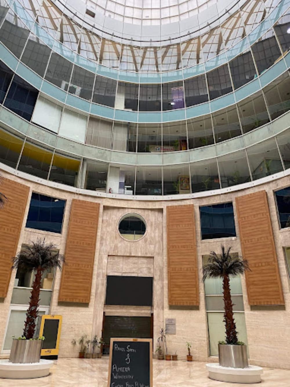 Community Coworks Ackruti Trade Center