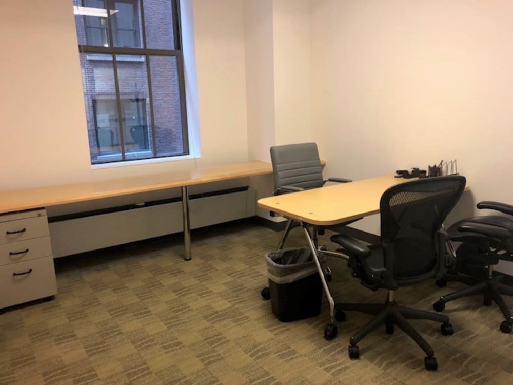 Quest Workspaces 48 Wall