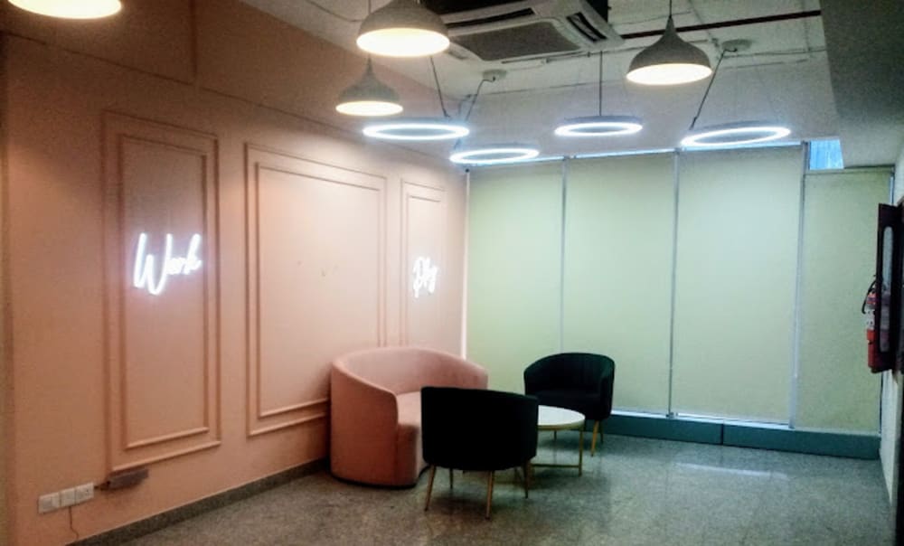 AltF Grovy Optiva Noida