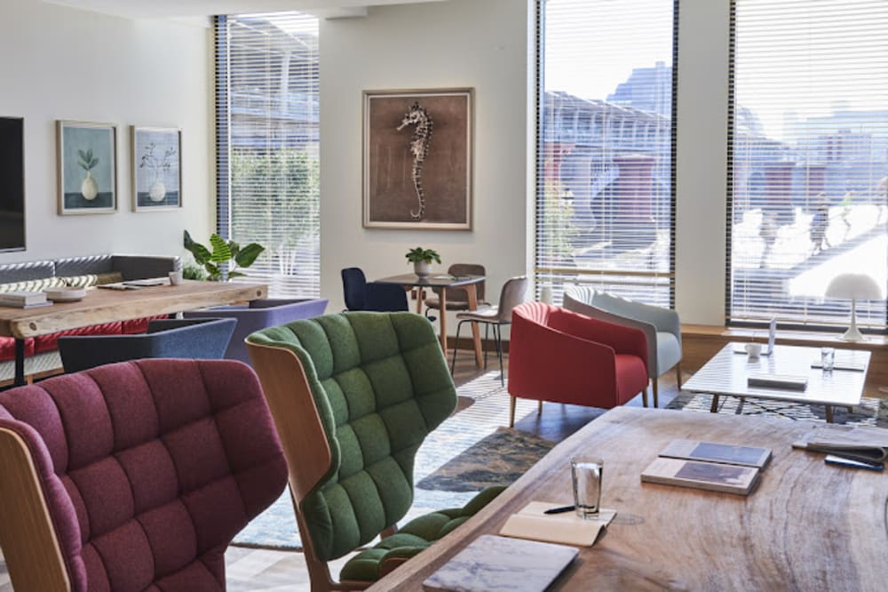 Beaumont Business Centres Queen Victoria