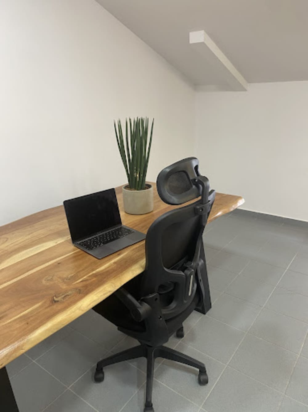 Andorra Work Center Business