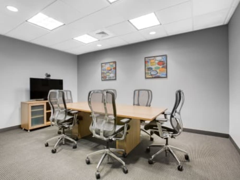 Regus Riverfront Center