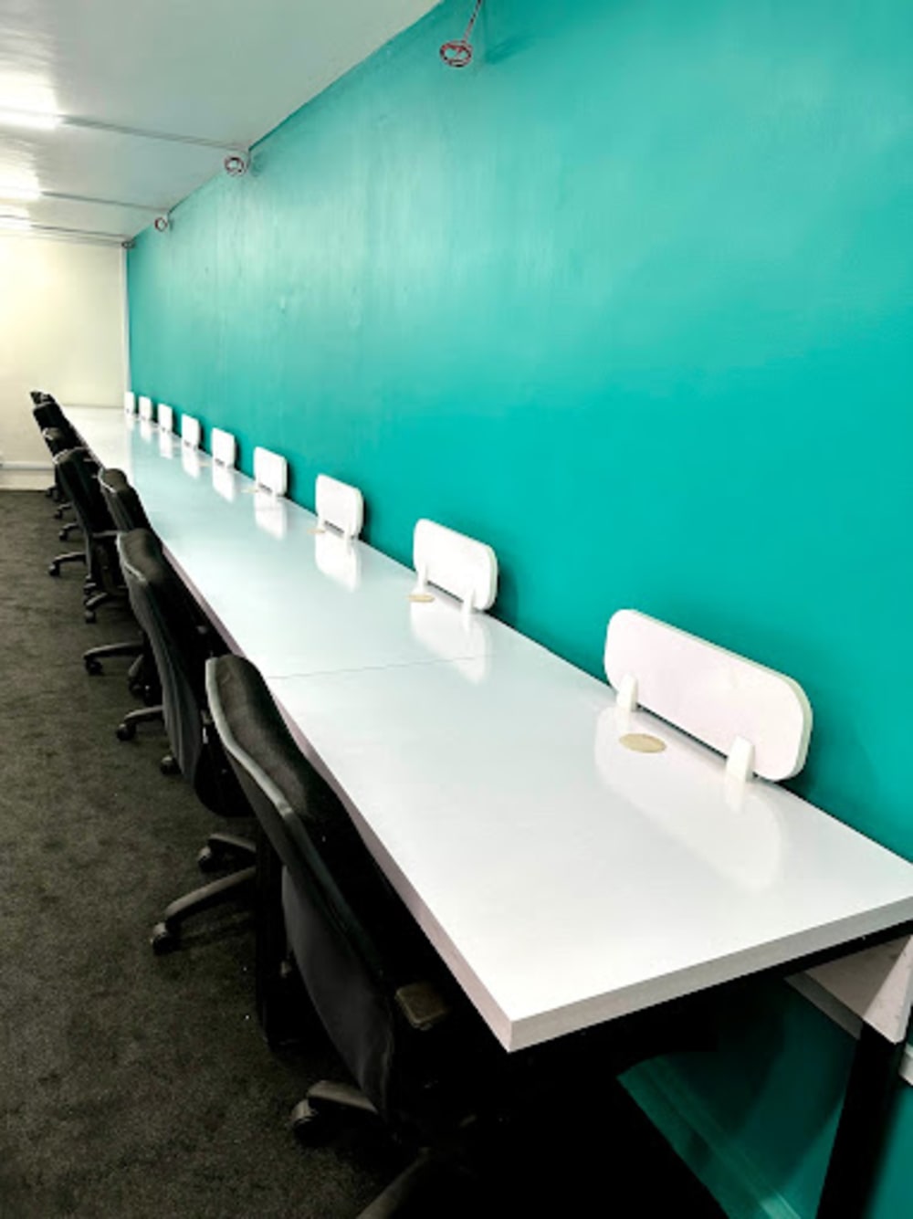 Larr Coworking Space