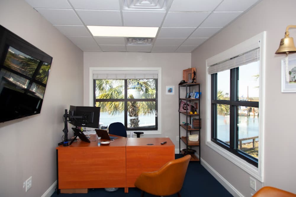 Marina Suites Executive