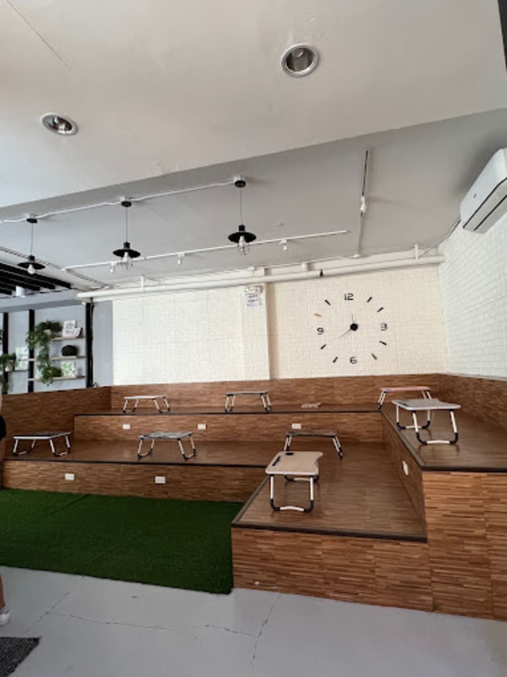 JUST IN TIME STUDY HUB COWORKING SPACE