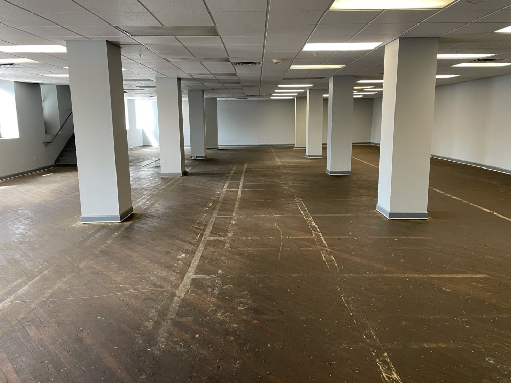 2701SG Spring Grove-Office Space