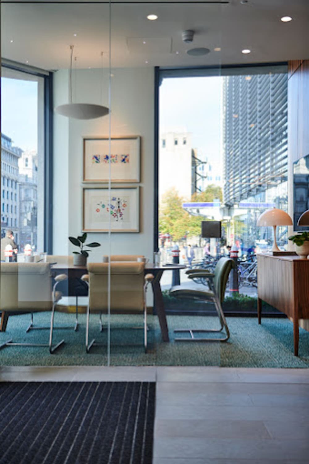 Beaumont Business Centres Queen Victoria