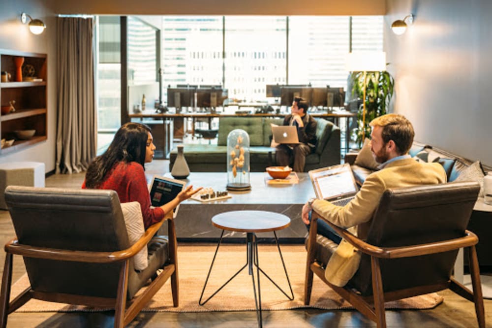 Industrious 201 W. 5th Street