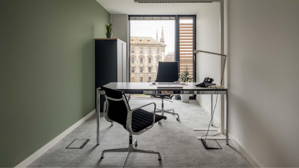 Office Club München