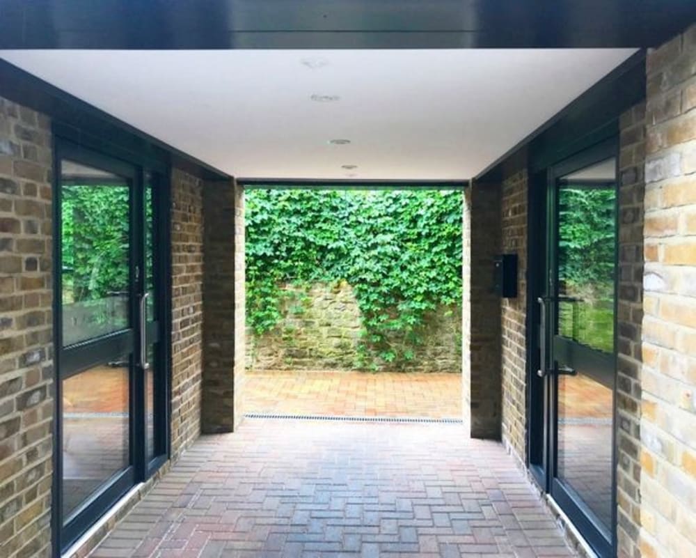 Nammu Workplace in London11 Palace Court