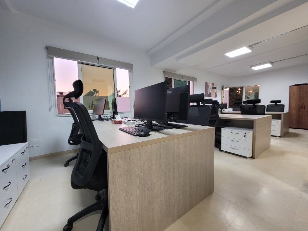 Inpole Business Center