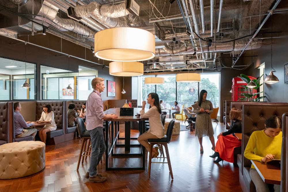 Servcorp Marunouchi Nijubashi Building