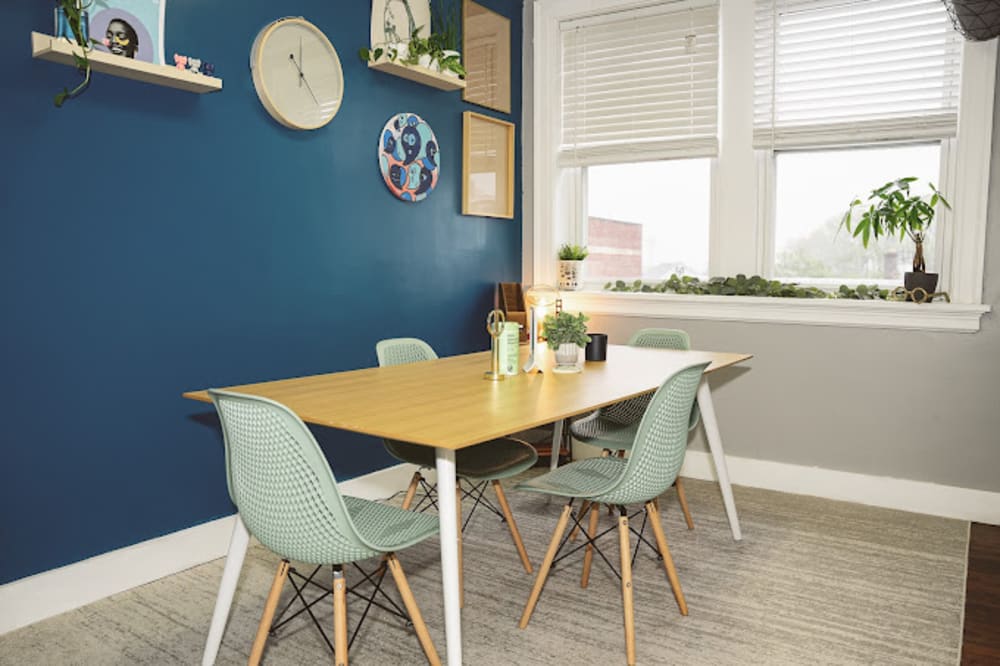 Office Ours Stuyvesant