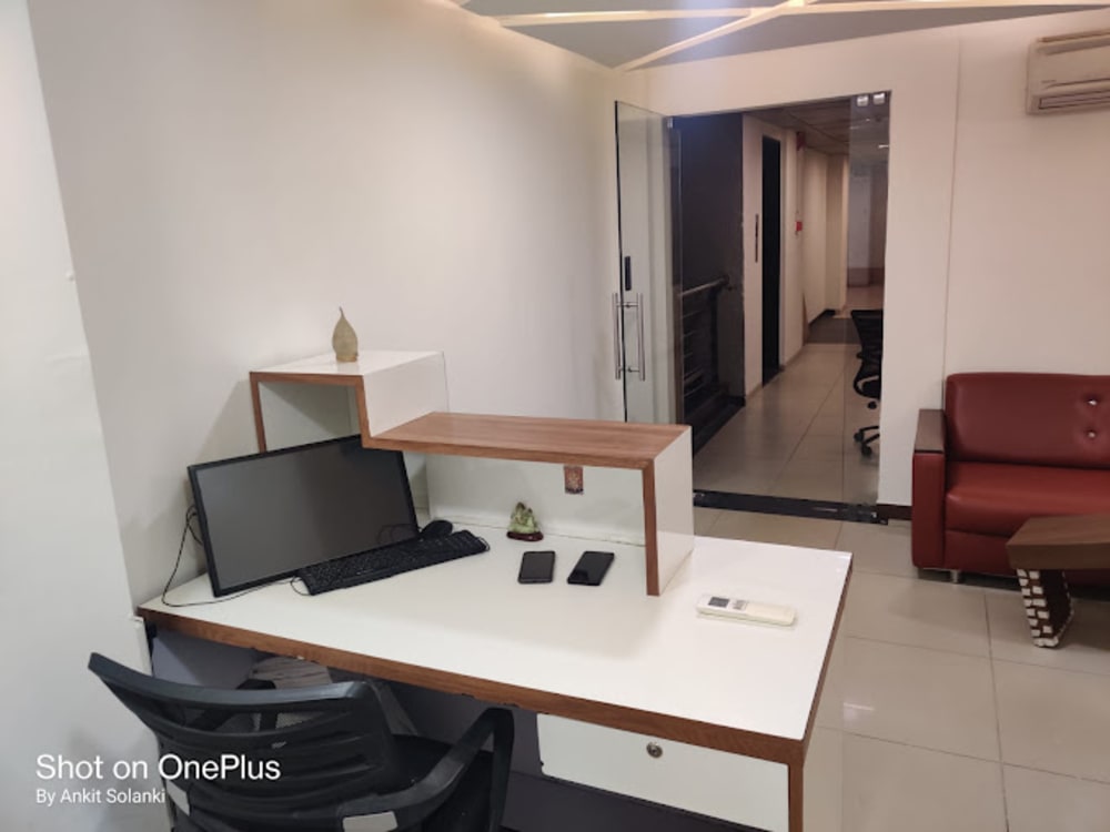 Luxuria Clubs & Coworks