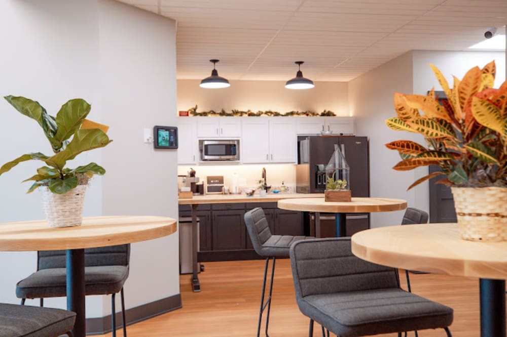 Avant Spaces-Elkhorn