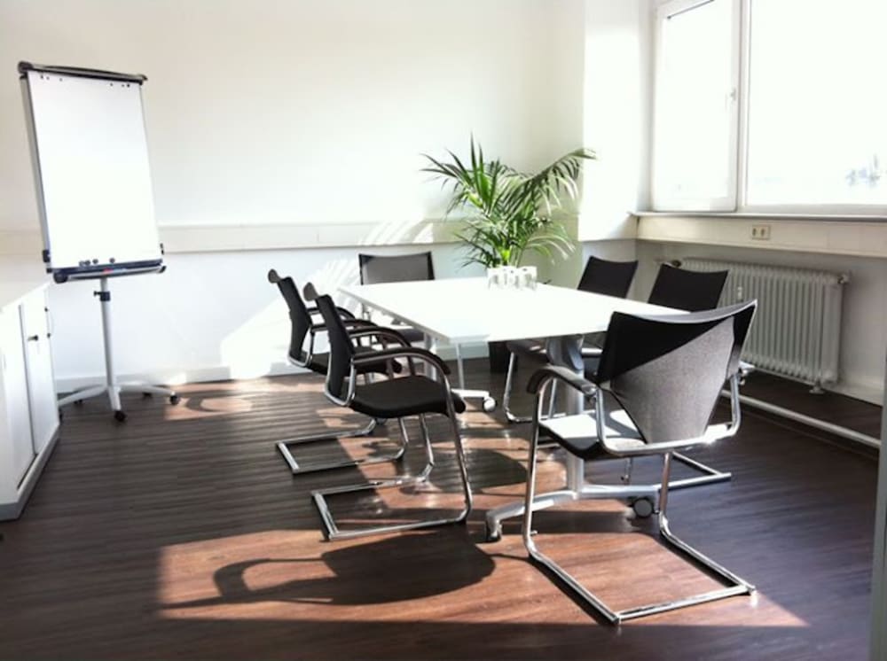 k1 BusinessClub Ostend Hanauer Landstr