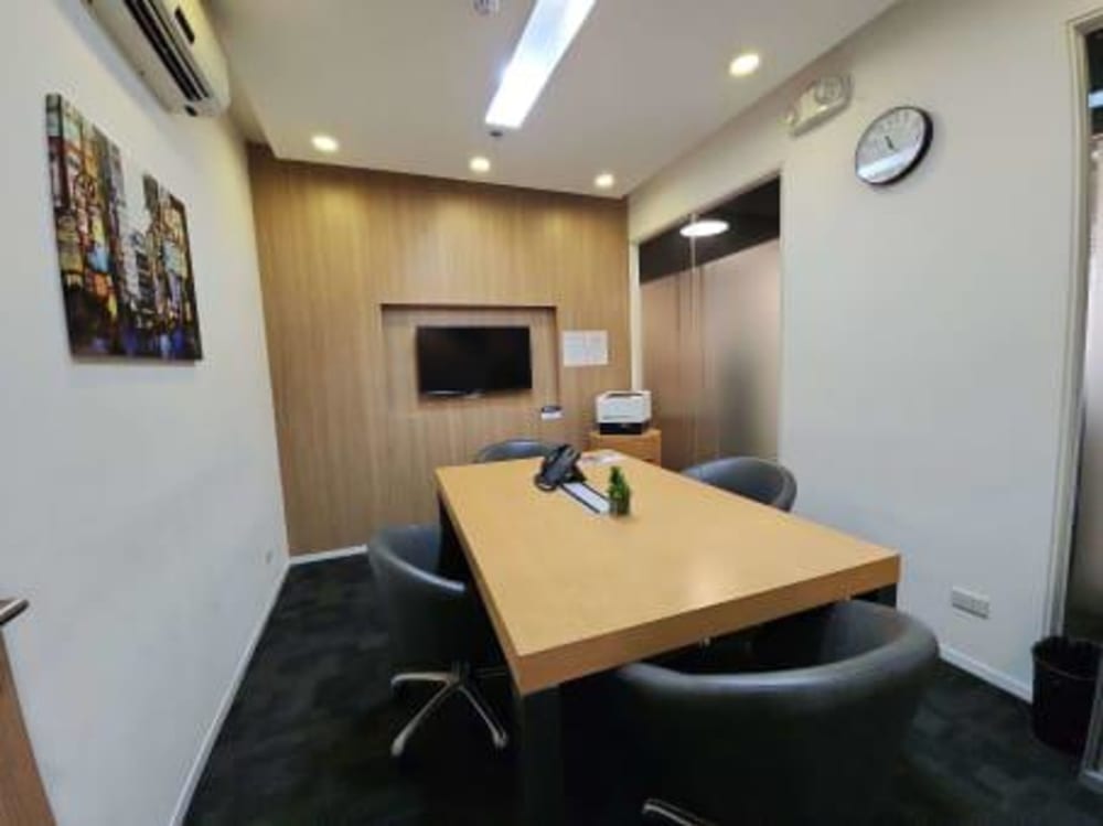 Regus Clark Clark Center 07