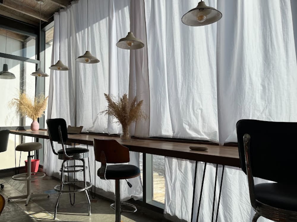 Windy Bay Space & Cafe