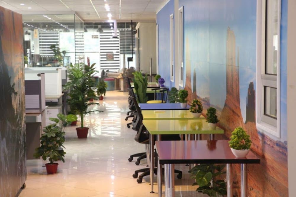 13j - Co Working Space