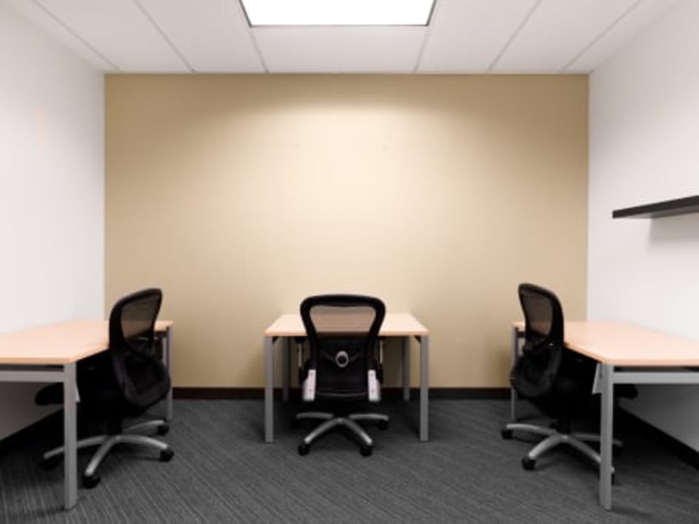 Regus Carnegie Center