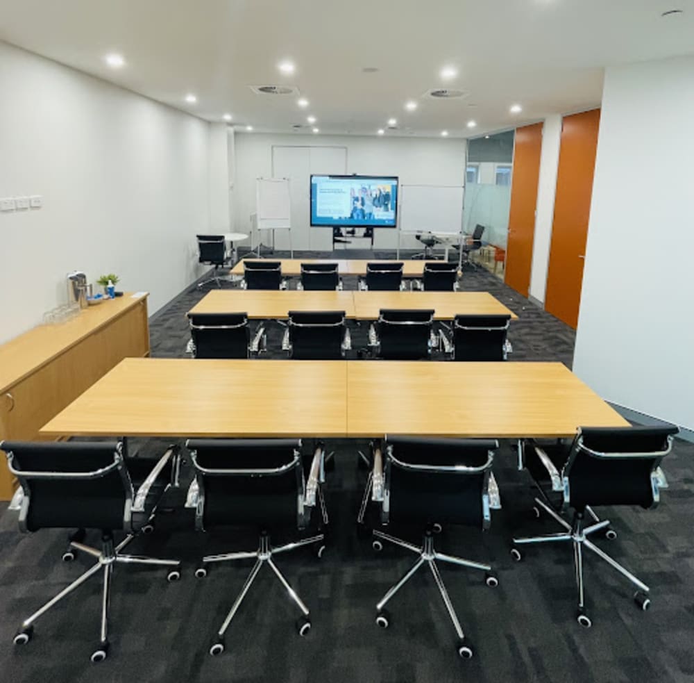 Serviced Offices 465 Victoria Avenue