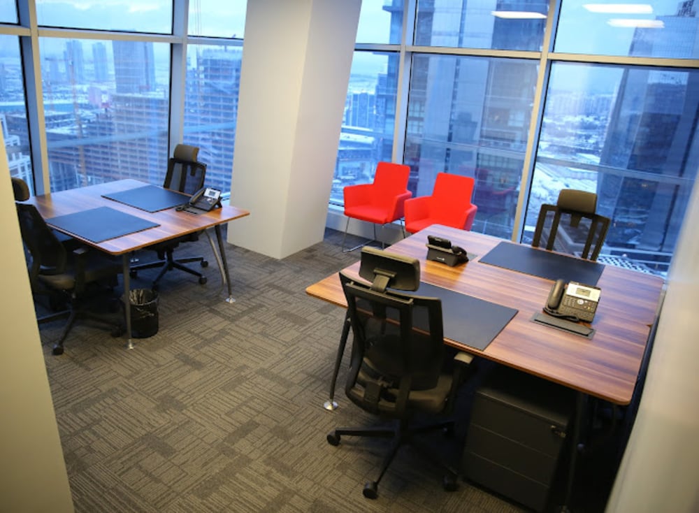 Plaza Cubes Paragon Tower