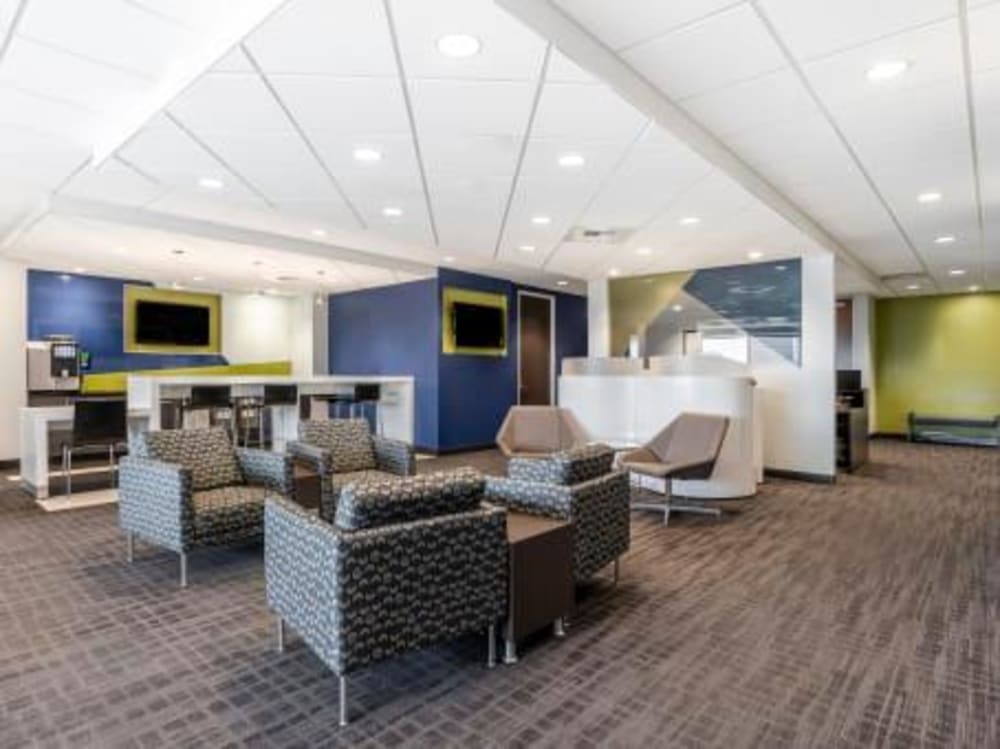 Regus Corporate Center