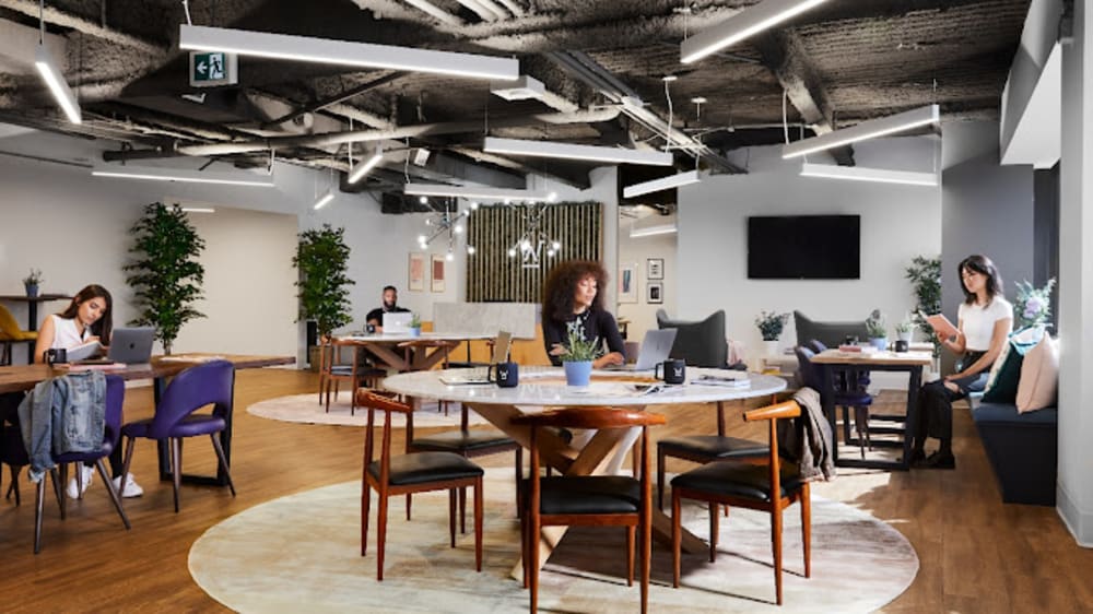 Workhaus 180 Dundas St- Toronto