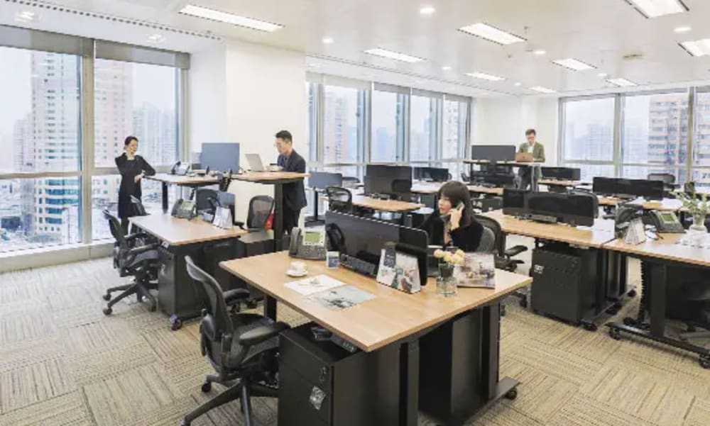 The Executive Centre-Chong Hing Finance Center