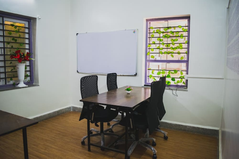 Launch Space BMCC Rd