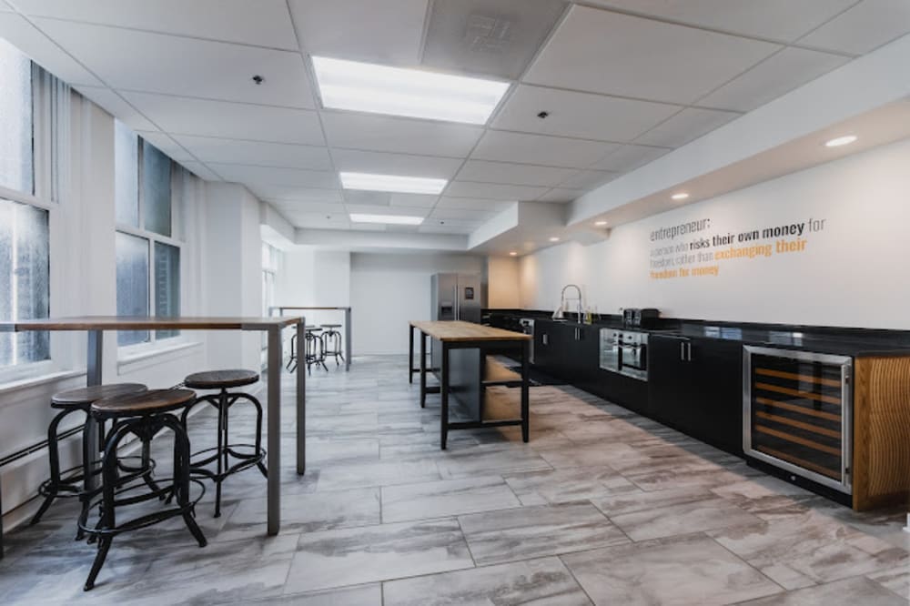 Expansive office W Adams Street Chicago