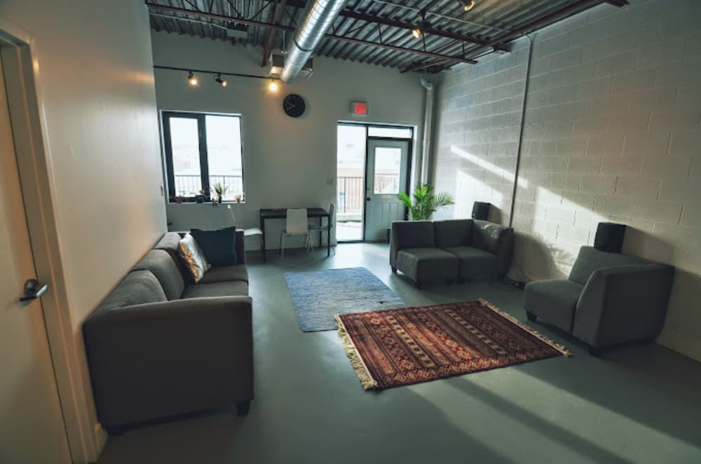 Lab T.O. Campbell Ave- Toronto