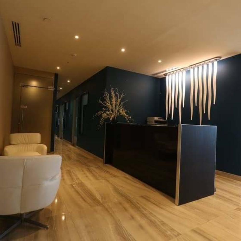 Cratus Business CenterL Dubai