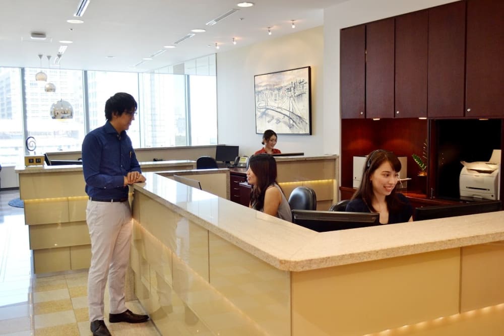 Servcorp Marunouchi Trust Tower Main