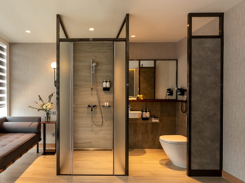 Plaza Premium Lounge Near Gate 35 Departures