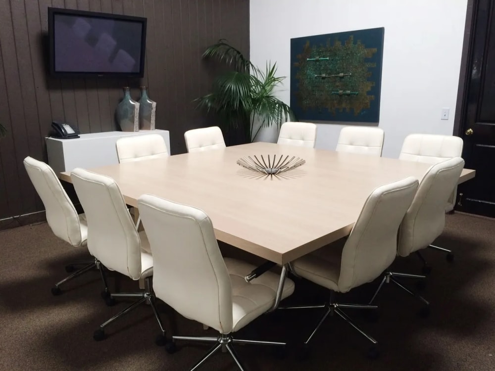 Airport Plaza Center II