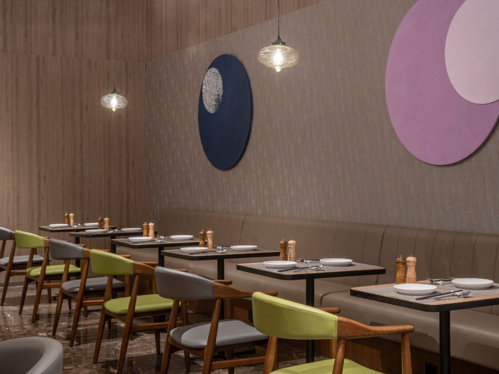 Plaza Premium Lounge No. 190 VIP Lounge