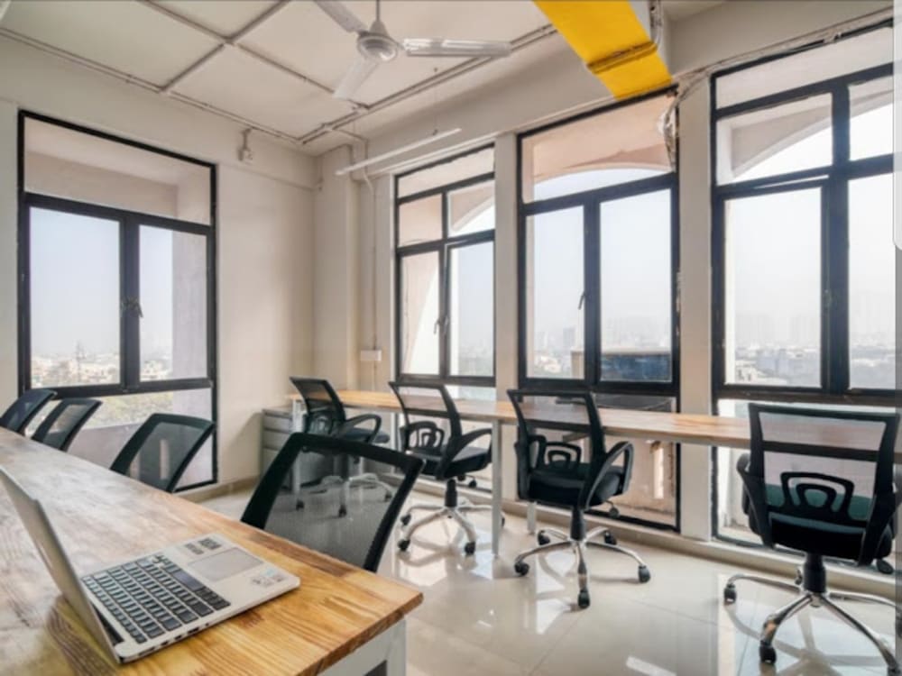 CoworkInsta Phase IV